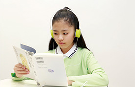 国語のプロが厳選した書籍を読みます
